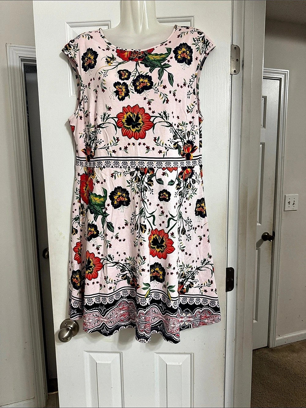 New York & Company Floral Midi Dress in Pink Size XL